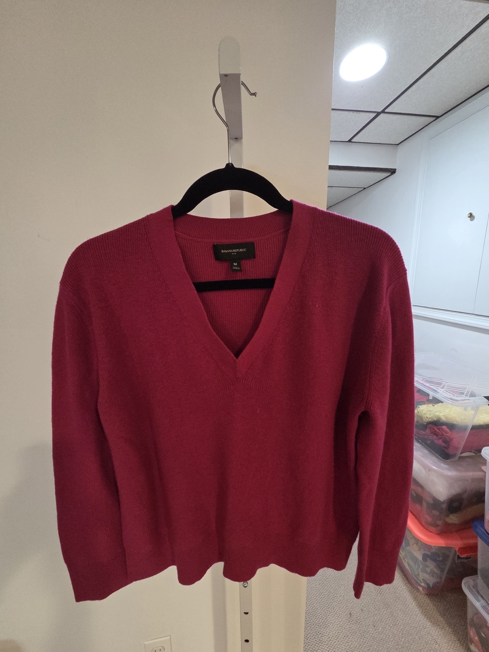 Banana Republic Women's V-Neck Sweater in Deep Raspberry